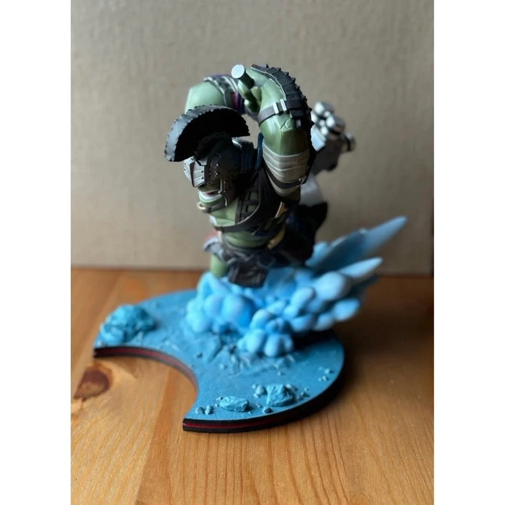 Quantum Mechanix Q-Fig Max Marvel‎ Thor Ragnarok Hulk Collectible Figure Diorama
